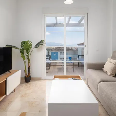 Small Oasis 2375 Sea View Apartment Manilva